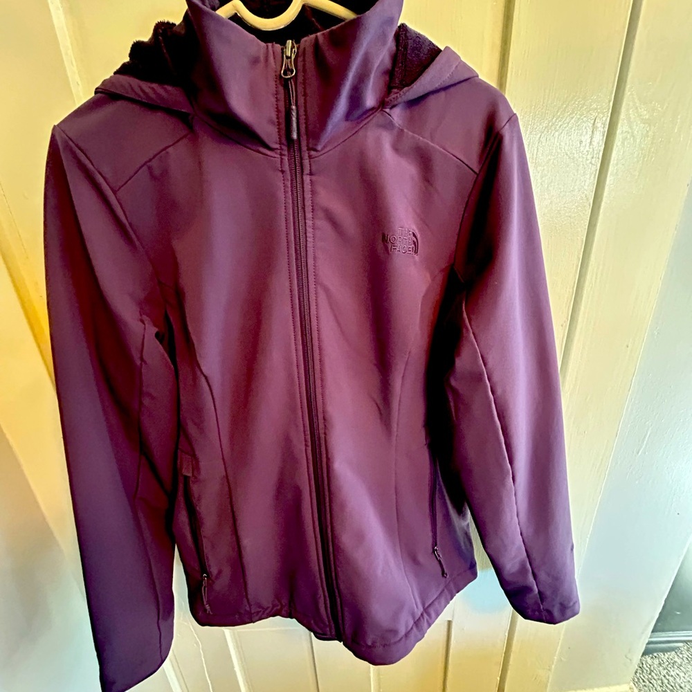 North Face wind jacket with soft faux fur lining - royal purple